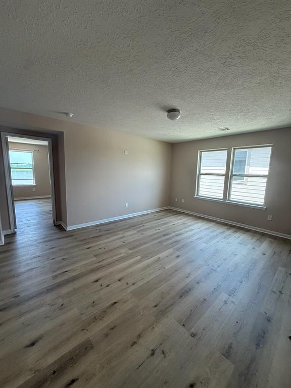Building Photo - 2514 Hawthorn Park Ct