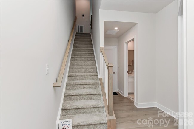 Building Photo - 421 Spearfield Ln