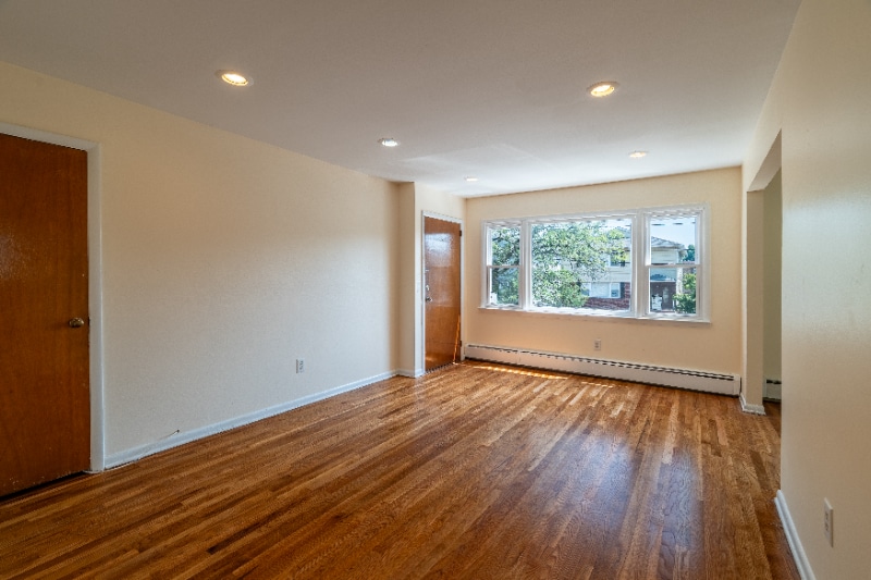 Building Photo - 15 Hausmann Ct