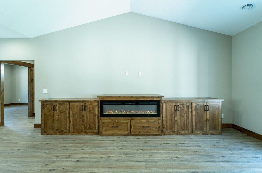 Building Photo - 11553 Forestview Dr S