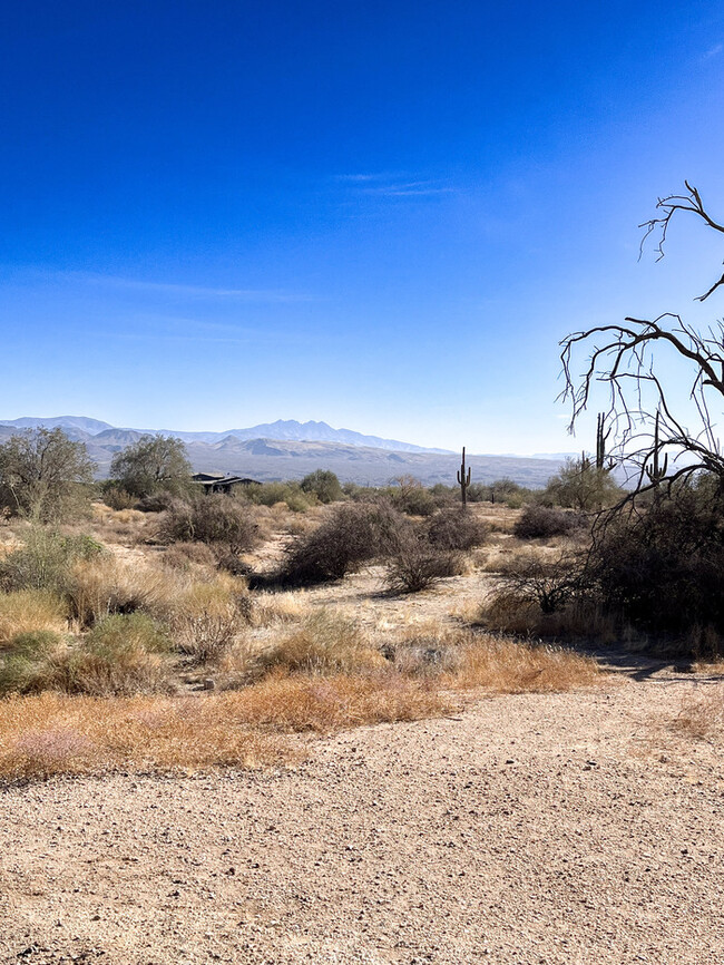 Building Photo - 3Bed/2Bath House at N 168th St/E Rio Verde...