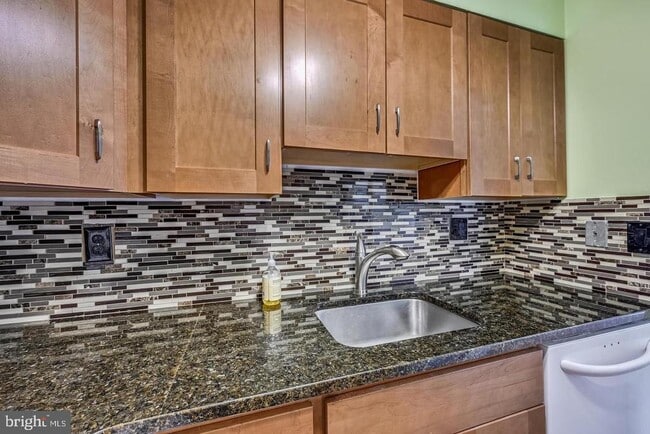 Building Photo - 7531 Weather Worn Way