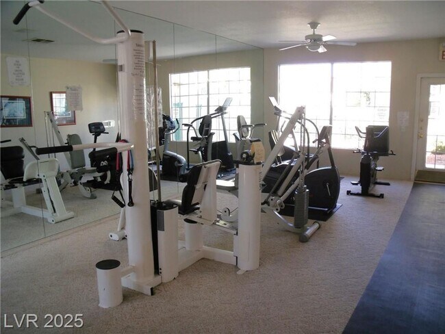 Building Photo - Bright Green Valley Condo in Gated Southpa...