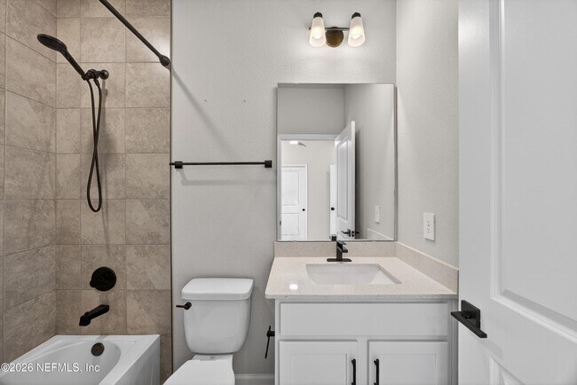 Building Photo - 1093 Farwell St