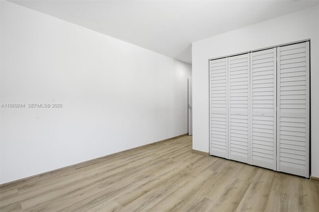 Building Photo - 936 NW 10th St