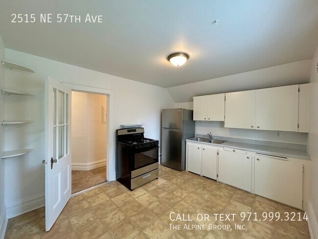 Building Photo - 2515 NE 57th Ave