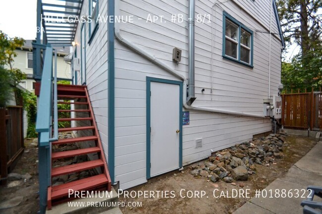 Building Photo - 2644 Hillegass Ave