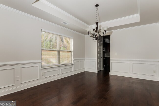 Building Photo - 12021 Kelowna Rd