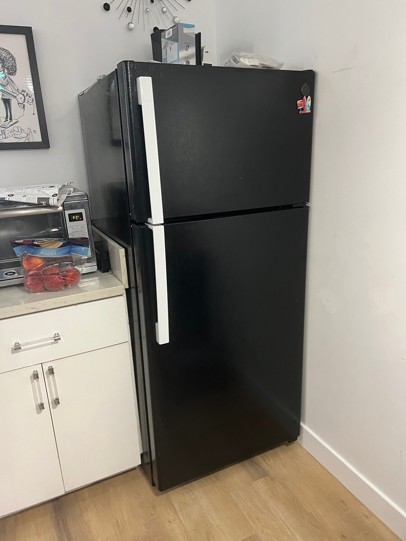 Blk and White refrigerator - 3512 Pacific Ave