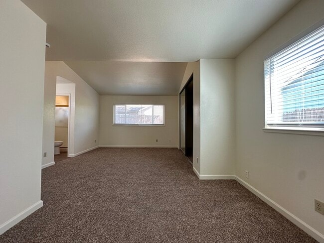 Building Photo - 8613 Tiogawoods Dr