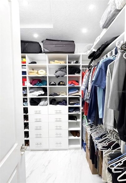 Building Photo - 1055 Waterline Ct