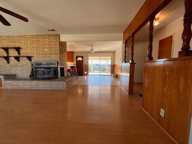 Building Photo - Spectacular Retro Home in a Rural Setting with Views and Space