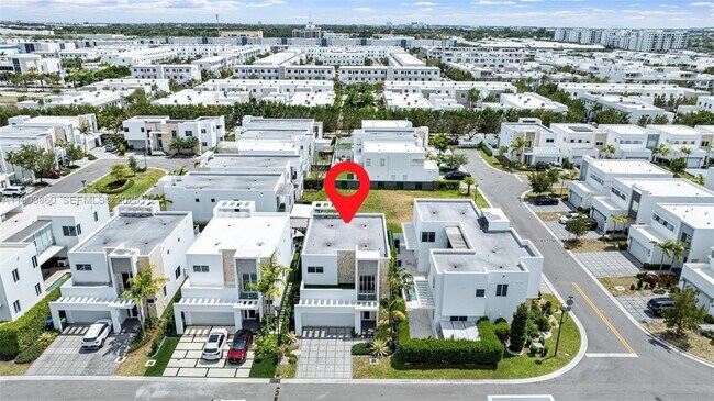 Building Photo - 10330 NW 68th St