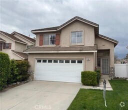 Building Photo - 930 Primrose Ln