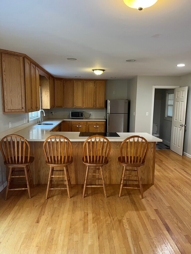 Building Photo - 50 Northwood Dr