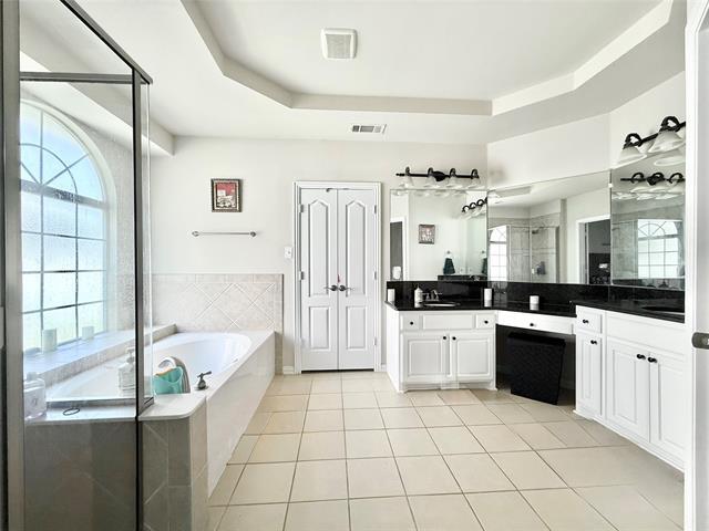 Building Photo - 7430 Hidden Cove Ln