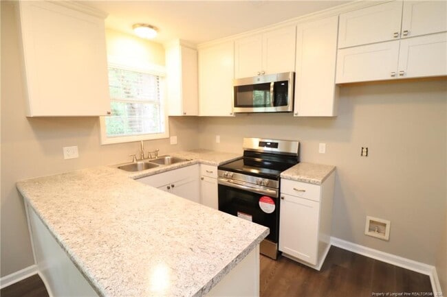 Building Photo - 2023 Bulon Dr