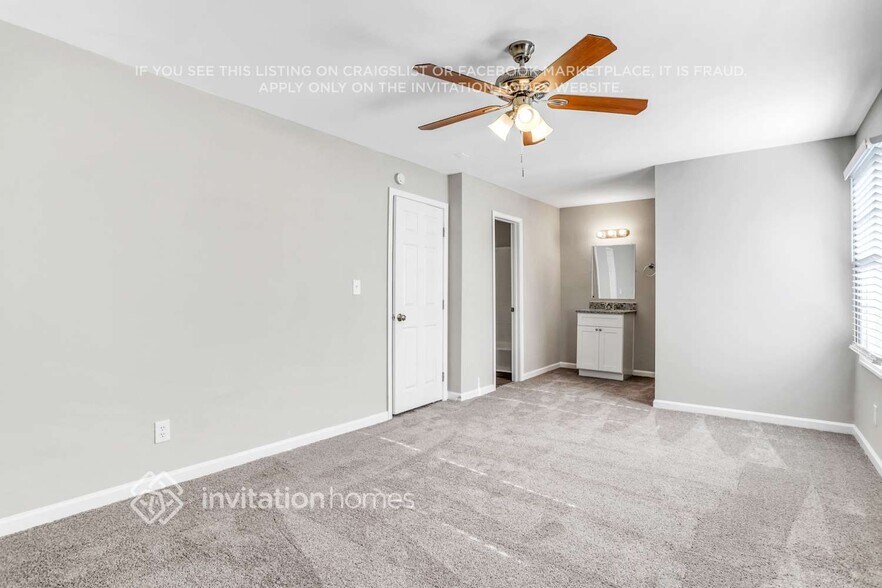 Building Photo - 2339 Chevy Chase Ln