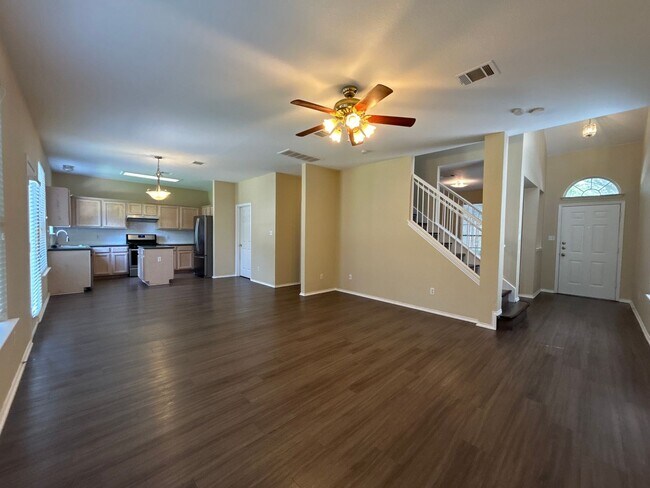 Building Photo - Charming 3BR Home with Modern Comforts and...