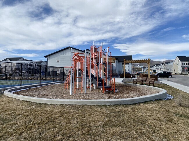 Building Photo - 3985 W 1960 N