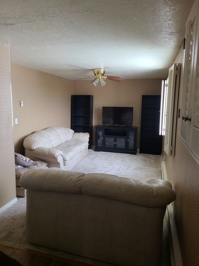 Building Photo - 2916 Plumtree Dr