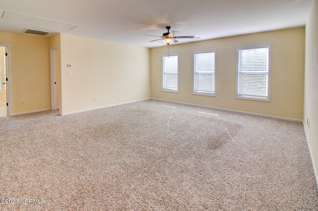 Building Photo - 262 Independence Blvd