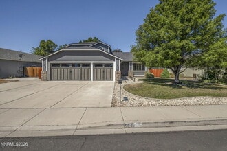 Building Photo - 5045 Pradera St
