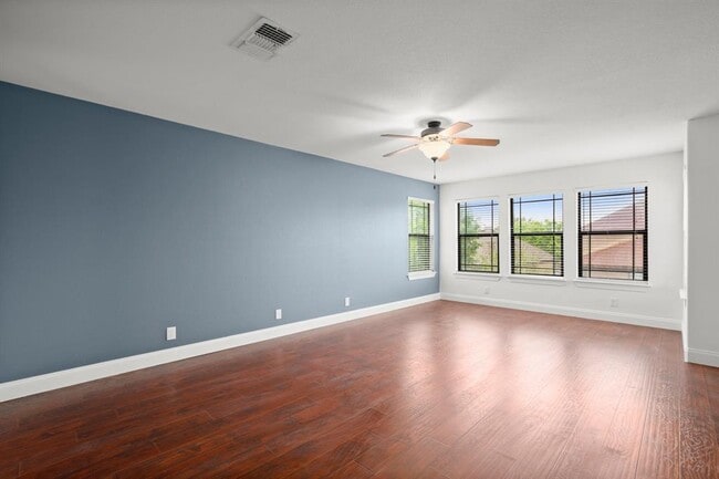 Building Photo - 8717 Panadero Dr