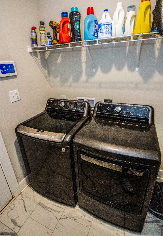 Building Photo - 14696 Demarie Ln