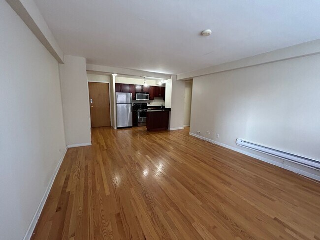 Building Photo - 4180 N Marine Dr