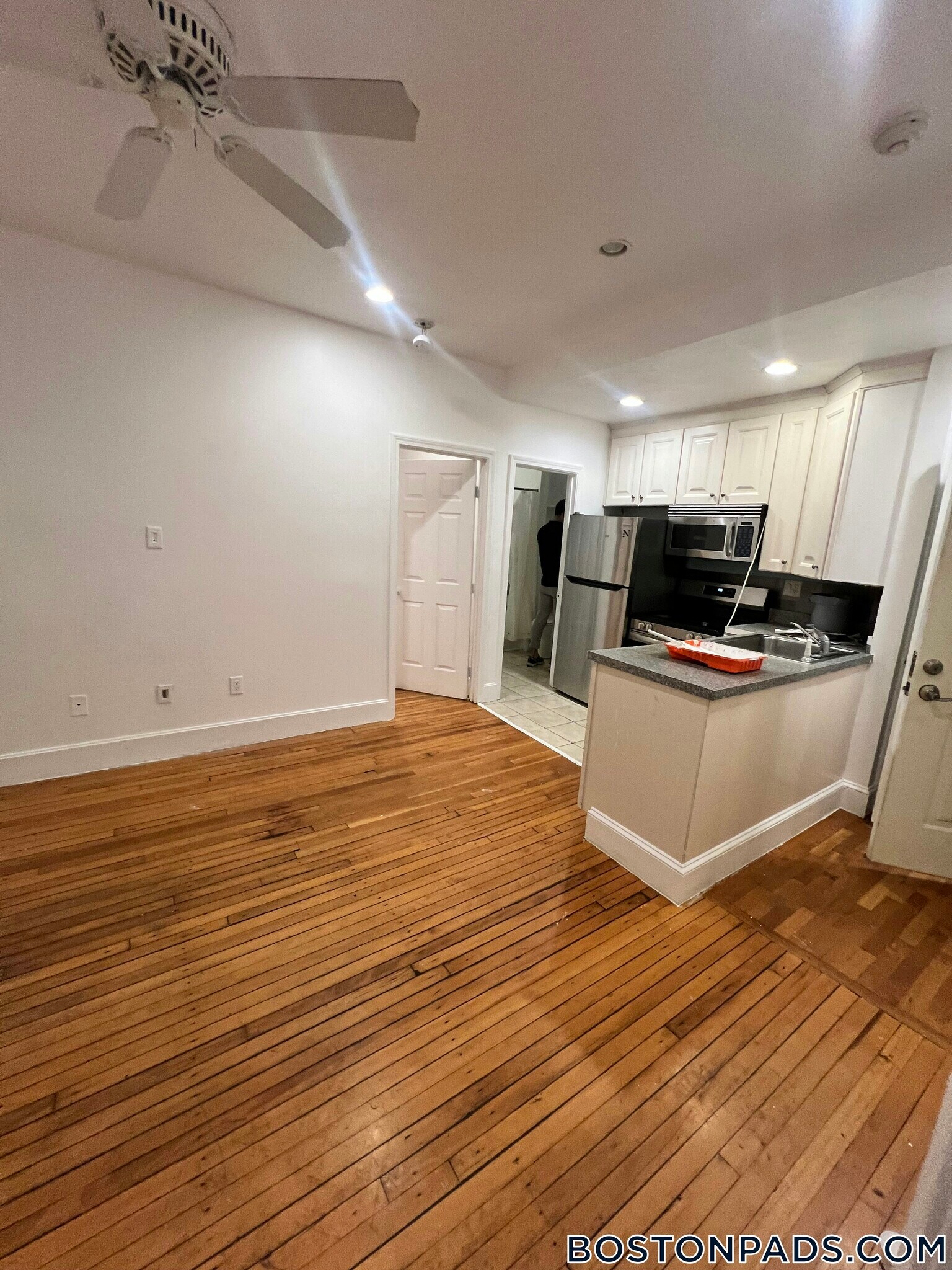 Building Photo - 1 Centre St Ter