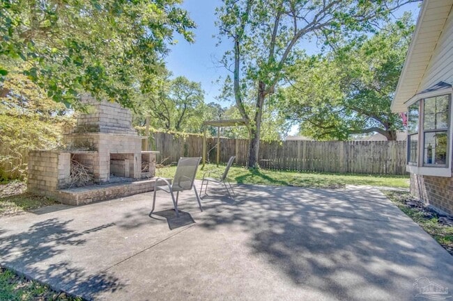 Building Photo - 7667 Old Hickory Dr