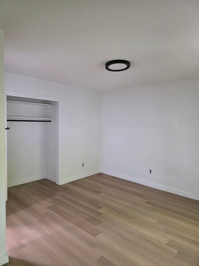 Building Photo - 3 Bed 2 Bath condo in Bozeman