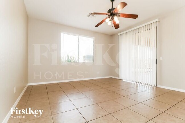 Building Photo - 14440 W Cora Ln