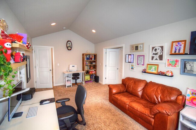 Building Photo - 10620 101st St Ct SW