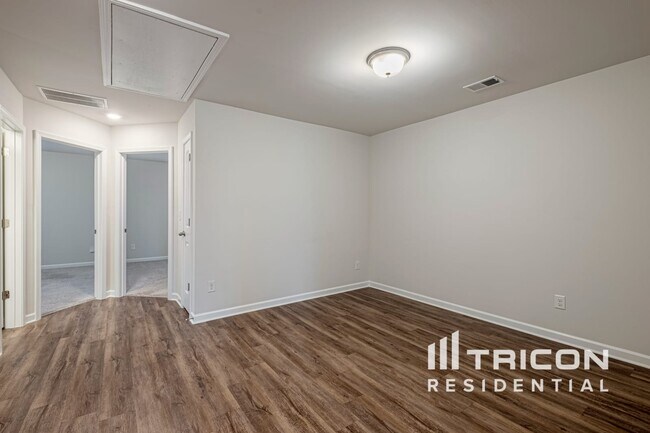 Building Photo - 519 Trickum Hill Dr