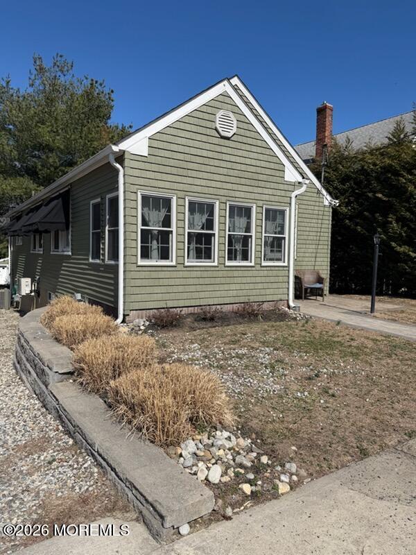 Building Photo - 365 Lake Ave