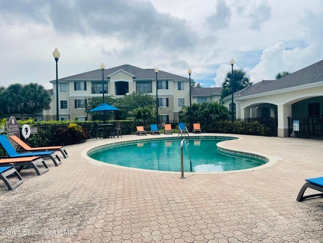 Building Photo - 3501 D'Avinci Way