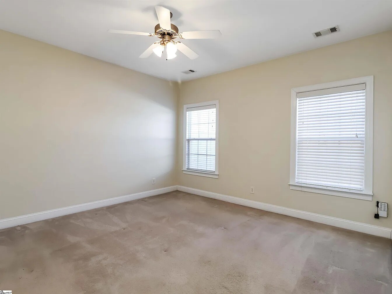 Master BedRoom - 116 Ashgrove Ln