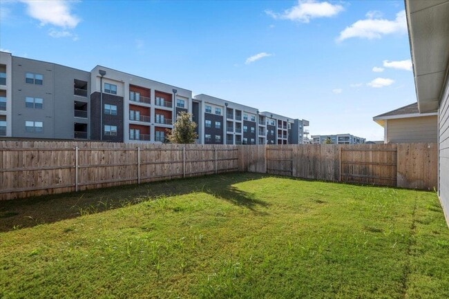 Building Photo - 2711 Totley Rd