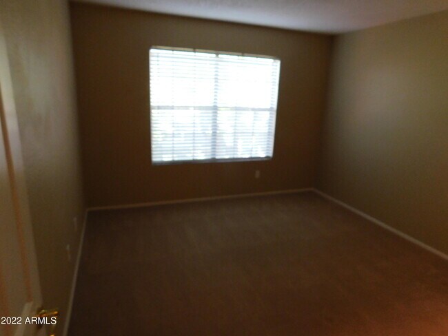 Building Photo - 5950 N 78th St