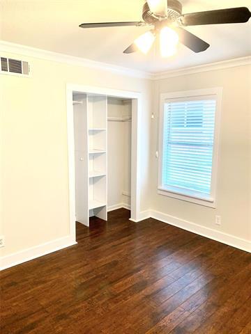 Building Photo - 320 Elm Dr