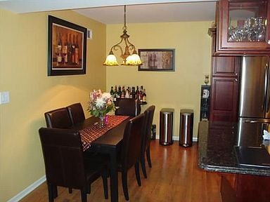 Dining - 13 Foxtail Ln