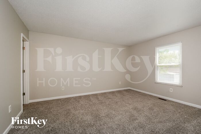 Building Photo - 4610 Chippewa Way