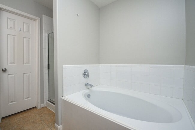 Building Photo - 13911 Sorrel Grove Ct