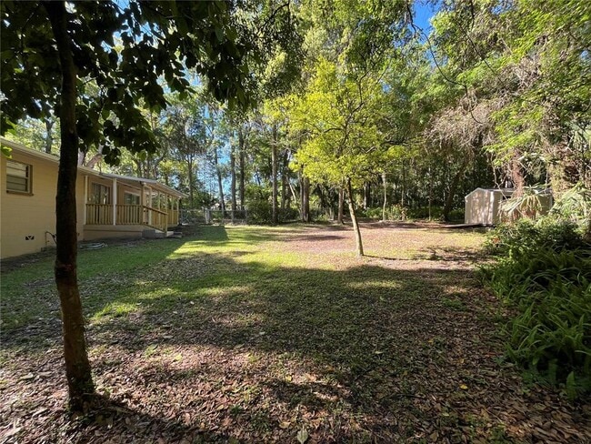 Building Photo - 1565 Oakhurst St