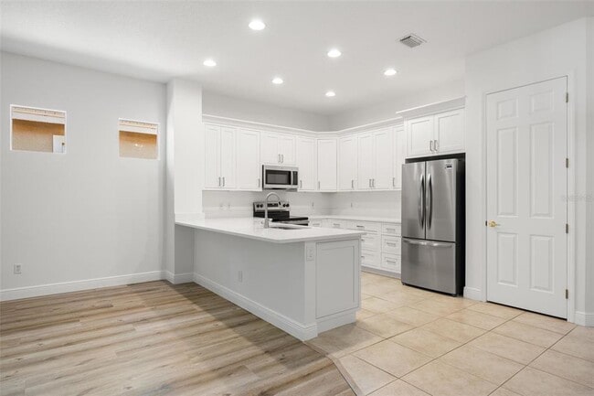 Building Photo - 14644 Mirasol Manor Ct