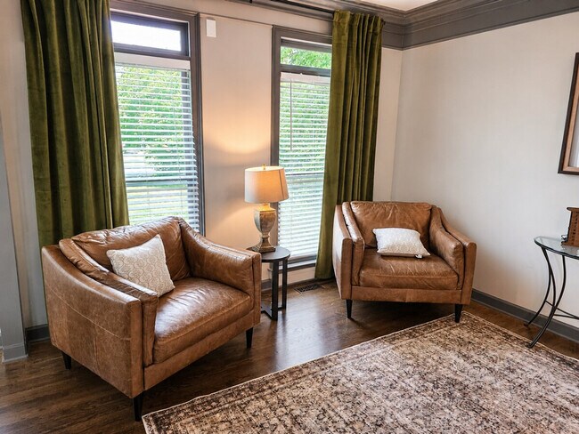 Building Photo - 10 Bridlewood Ct