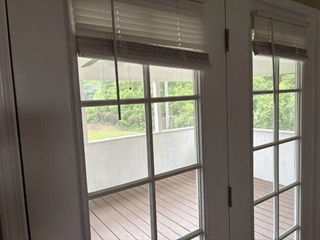 Building Photo - 2 Bed, 1.5 Bath Single Family Home in Mary...