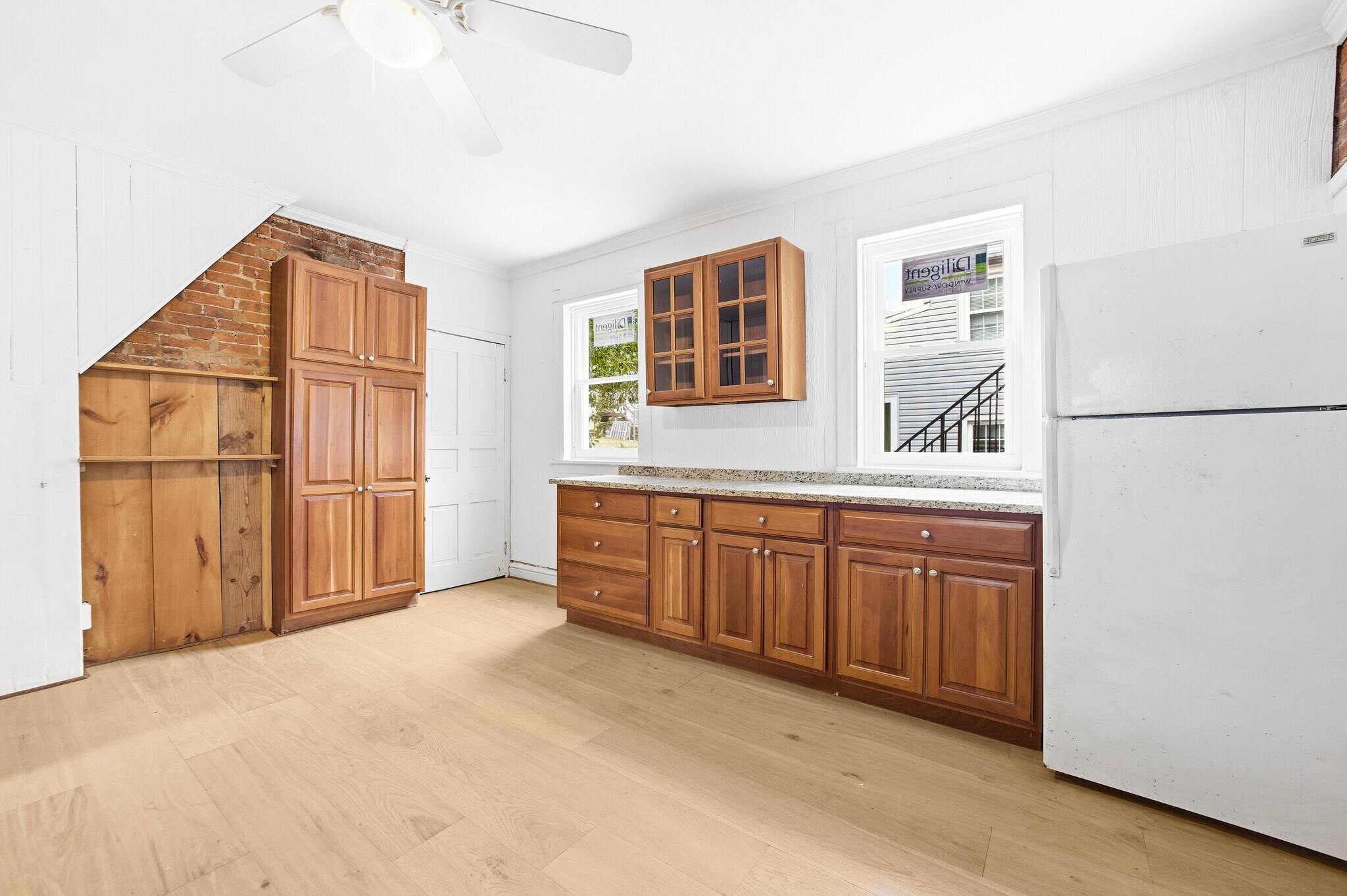 Building Photo - 3110 Main St